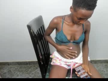 Katharinah Chaturbate stream image from August 25, 2025