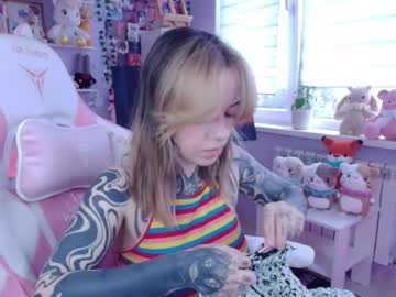 Katrinwaifu Chaturbate stream image from August 25, 2025