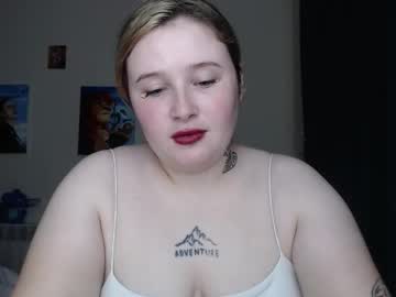 Light_Lunaa Chaturbate stream image from August 25, 2025