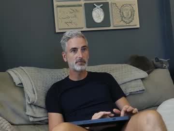 Ptifred0 Chaturbate stream image from August 25, 2025