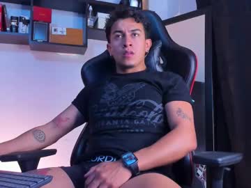 Thomas_016 Chaturbate stream image from August 25, 2025