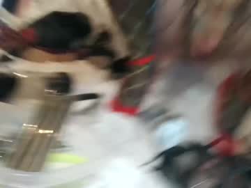 Barkeeemark Chaturbate stream image from August 25, 2025