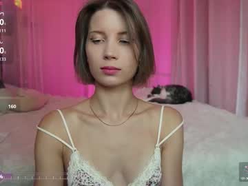 Shine_Lines Chaturbate stream image from August 25, 2025