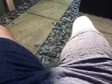 Thicksingarters Chaturbate stream image from August 25, 2025