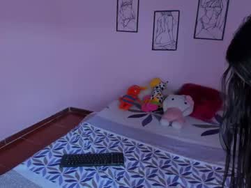 Valeri_13 Chaturbate stream image from August 25, 2025