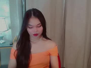 Yourfavorateluna Chaturbate stream image from August 25, 2025