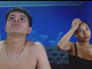 Crisandmery Chaturbate stream image from August 25, 2025