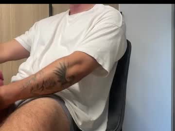 K_Llll Chaturbate stream image from August 25, 2025