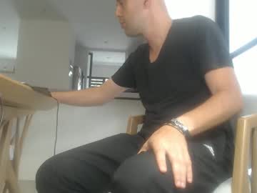 Chicolatino42 Chaturbate stream image from August 25, 2025