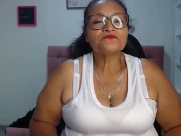_Cristal09 Chaturbate stream image from August 25, 2025