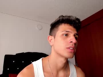 Kevin_Ahs1 Chaturbate stream image from August 25, 2025