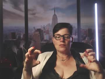 Mollysun Chaturbate stream image from August 25, 2025