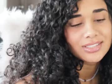 Soytropicalfruit Chaturbate stream image from August 25, 2025