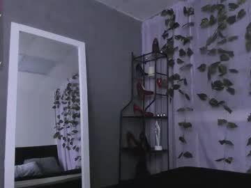 Tina_Tayllor Chaturbate stream image from August 25, 2025