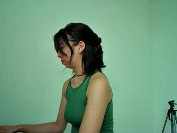 Allisson_Rose Chaturbate stream image from August 25, 2025