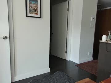 Beauty4agent Chaturbate stream image from August 25, 2025
