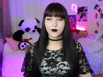 Elsaneal Chaturbate stream image from August 25, 2025