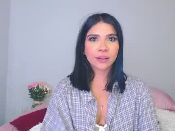 Siirena Chaturbate stream image from August 25, 2025