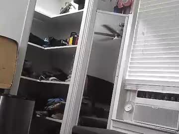 Tweeter74 Chaturbate stream image from August 25, 2025