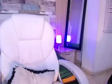 Iisabella_Smith_ Chaturbate stream image from August 25, 2025