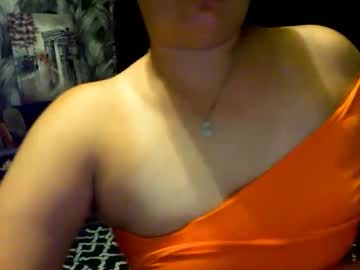 Luxie_Milady Chaturbate stream image from August 25, 2025