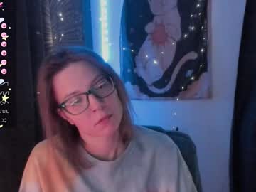 Moon__Girl Chaturbate stream image from August 25, 2025