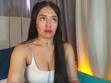 Sofiascavo Chaturbate stream image from August 25, 2025