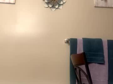 Atmq Chaturbate stream image from August 25, 2025
