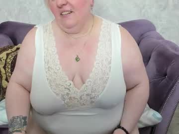 Fashiona Chaturbate stream image from August 25, 2025