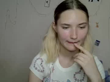 _Kikiclark_ Chaturbate stream image from August 25, 2025