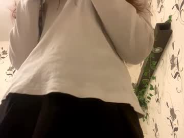 Pantease_ Chaturbate stream image from August 25, 2025
