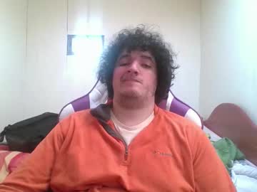 Papitowilly999 Chaturbate stream image from August 25, 2025
