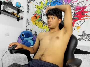 Izan_Jensen Chaturbate stream image from August 25, 2025