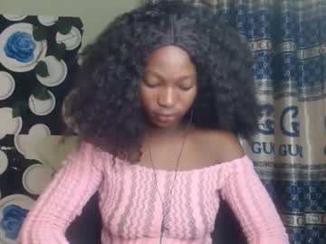 Cumebony_Petit Chaturbate stream image from August 25, 2025