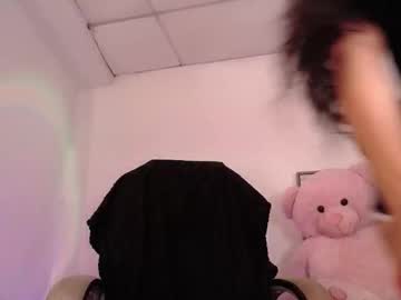 Holly_16 Chaturbate stream image from August 26, 2025