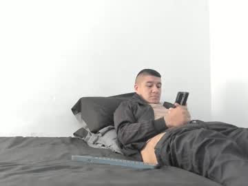 Sunnyandevan Chaturbate stream image from August 26, 2025