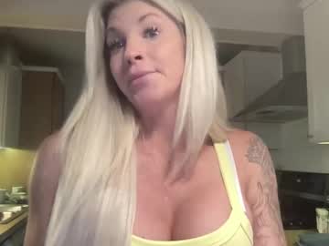 Taylorwildxo Chaturbate stream image from August 26, 2025
