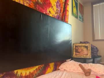 Venusluvxoxo Chaturbate stream image from August 26, 2025