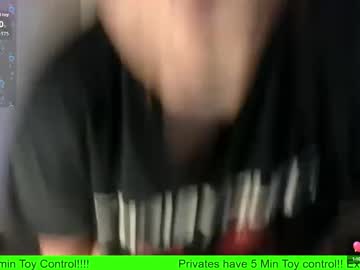 Ze_Turtle_Master Chaturbate stream image from August 26, 2025