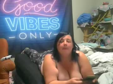 Evehaspowers Chaturbate stream image from August 26, 2025