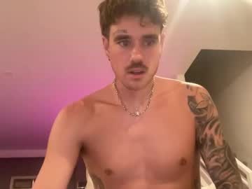 Bighungwhitedik Chaturbate stream image from August 26, 2025