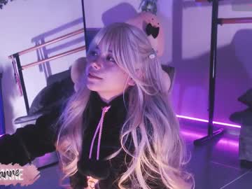 Loiijanne Chaturbate stream image from August 26, 2025