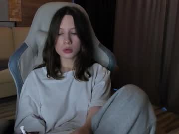 Manicpixxxiedreamgirl Chaturbate stream image from August 26, 2025