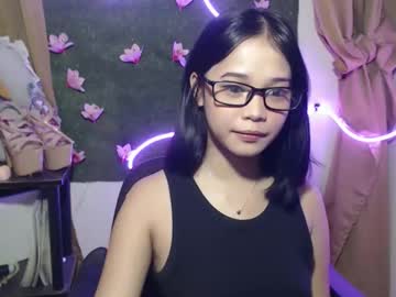 Umi_Pinay69xx Chaturbate stream image from August 26, 2025