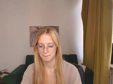 Mirandamayers Chaturbate stream image from August 26, 2025