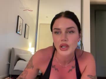 Brunettebaddie97 Chaturbate stream image from August 26, 2025