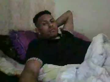 Sexyleon69 Chaturbate stream image from August 26, 2025
