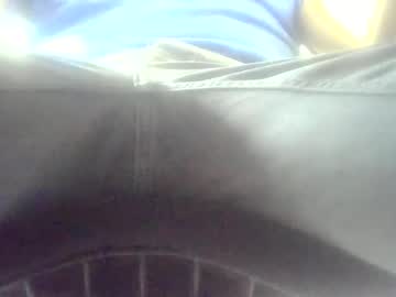0b10011010101 Chaturbate stream image from August 26, 2025