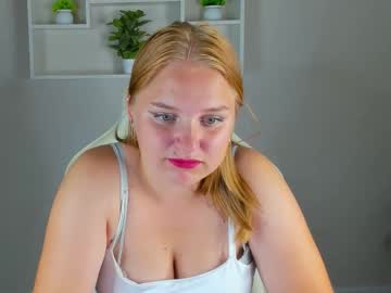 Rosa_Jones Chaturbate stream image from August 26, 2025