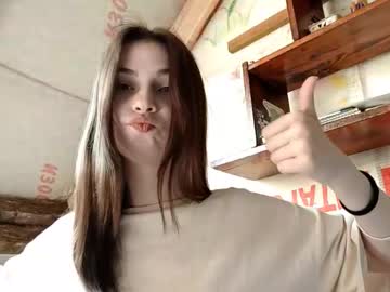 Dodoyouwanna Chaturbate stream image from August 26, 2025